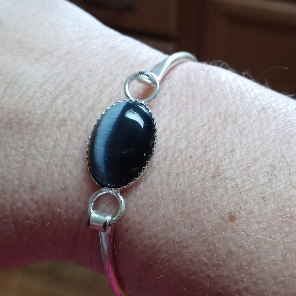 925 Sterling silver bracelet cat's eye stone